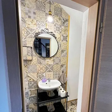 Eximia Novigrad Vila